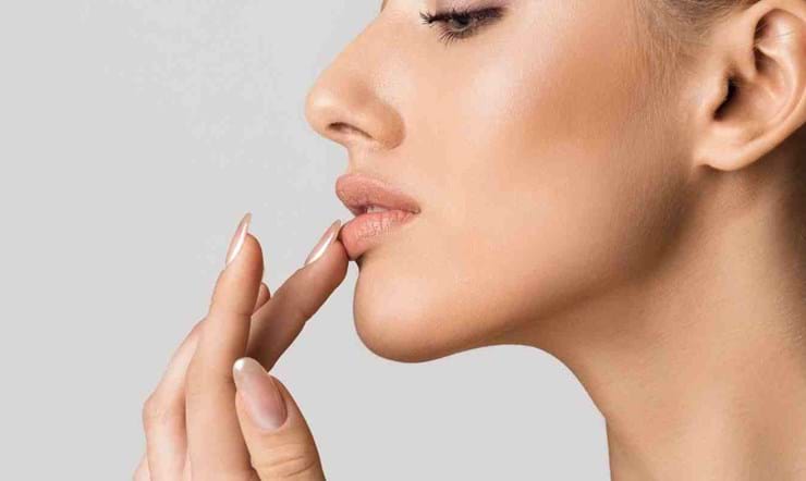 Descubre la magia de unos labios irresistibles: El aumento con Ácido Hialurónico