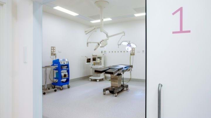 Rent surgery room Barcelona